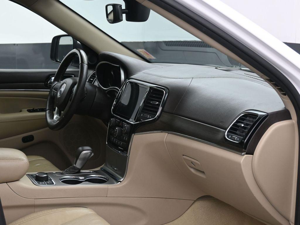 used 2021 Jeep Grand Cherokee car, priced at $30,000