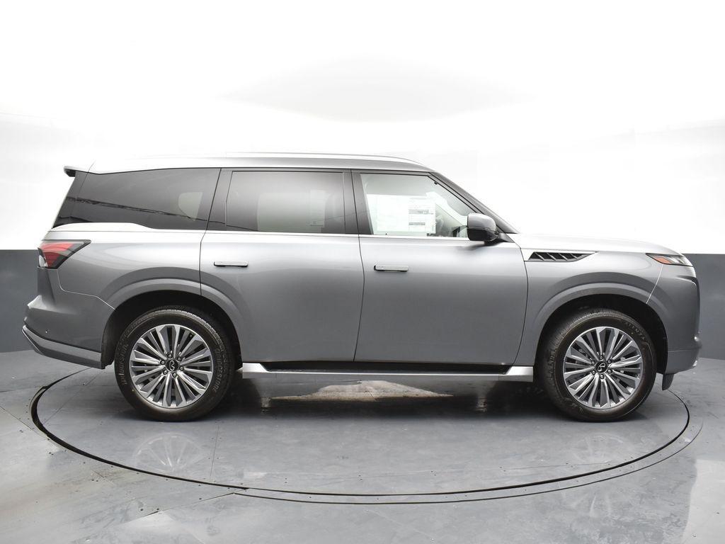 new 2025 INFINITI QX80 car, priced at $106,860