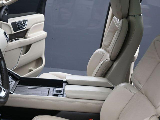 used 2019 Lincoln Navigator car, priced at $35,000