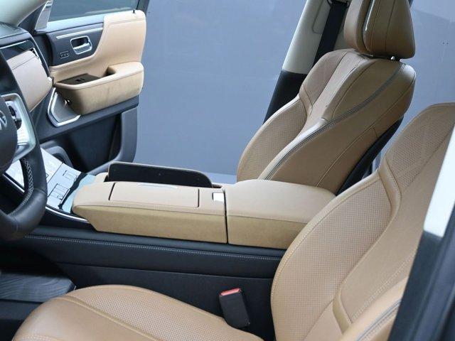 used 2025 INFINITI QX80 car, priced at $85,998