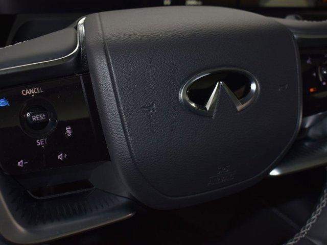 used 2025 INFINITI QX80 car, priced at $77,000