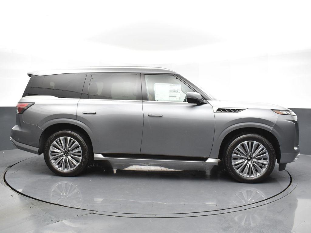 new 2025 INFINITI QX80 car, priced at $99,640