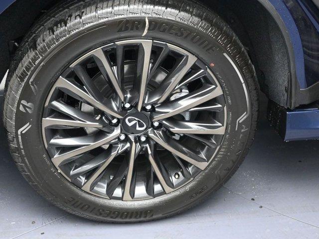 new 2026 INFINITI QX80 car, priced at $106,975