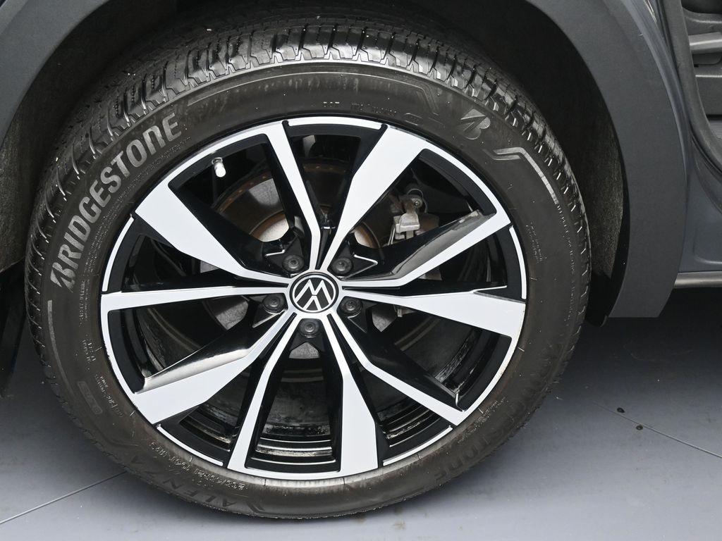 used 2024 Volkswagen Atlas Cross Sport car, priced at $40,000