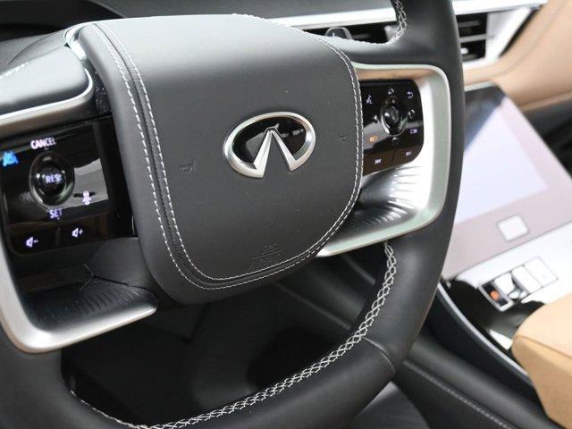 used 2025 INFINITI QX80 car, priced at $85,998