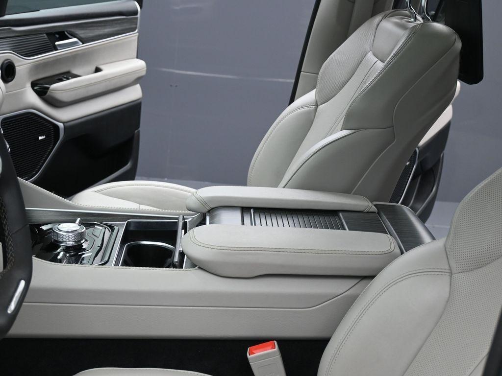 used 2024 Jeep Wagoneer car, priced at $56,000