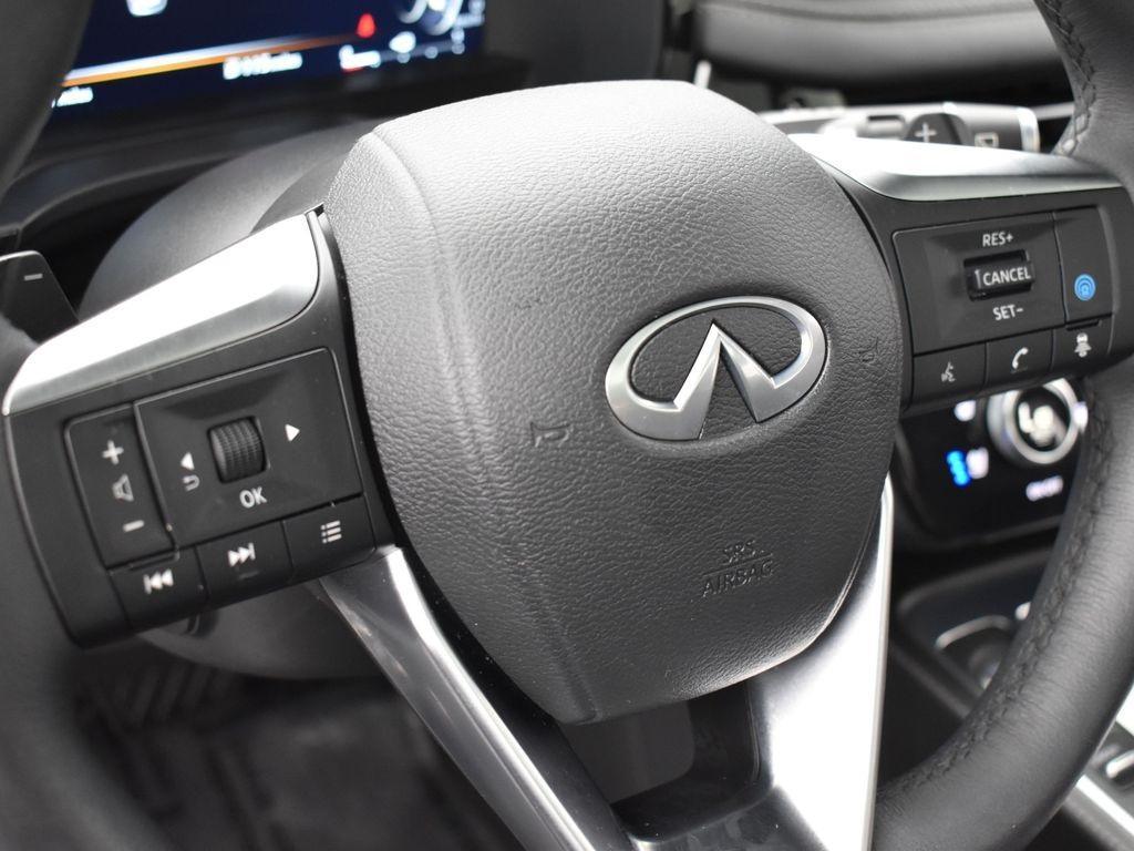 used 2025 INFINITI QX60 car, priced at $46,000