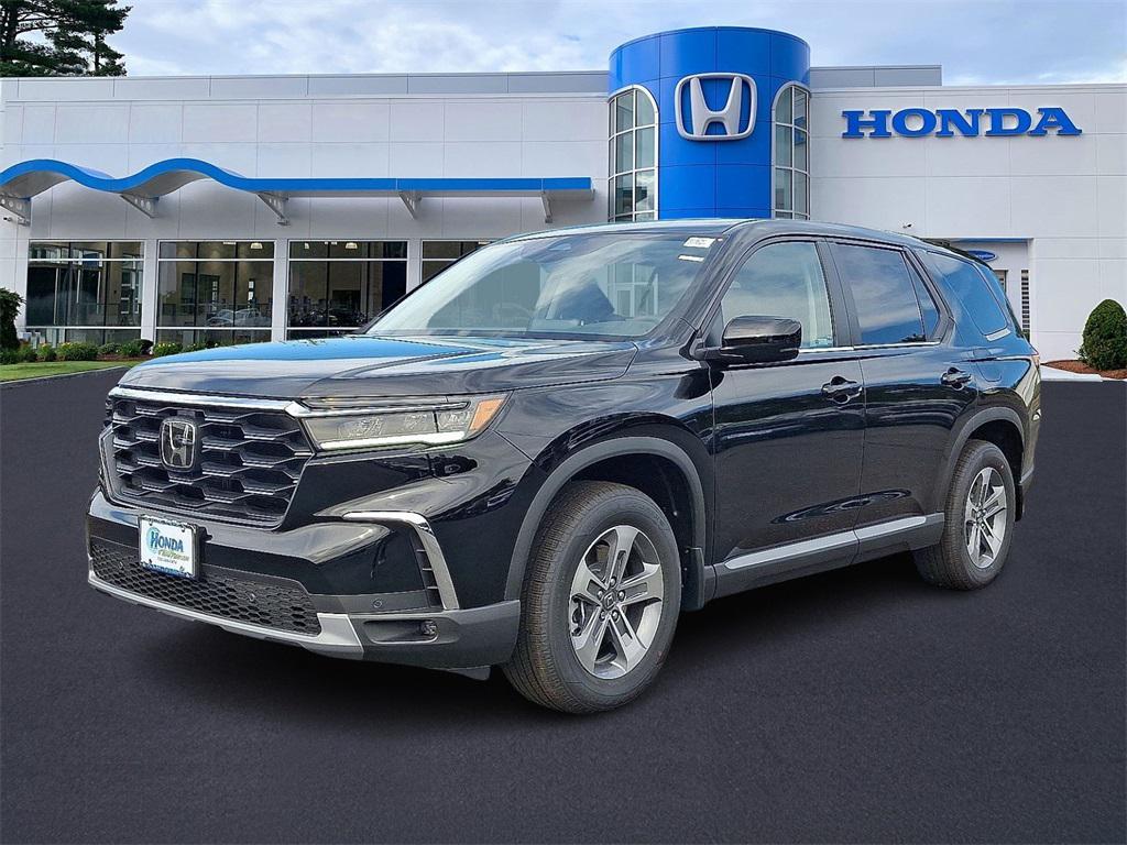 new 2025 Honda Pilot car, priced at $47,095
