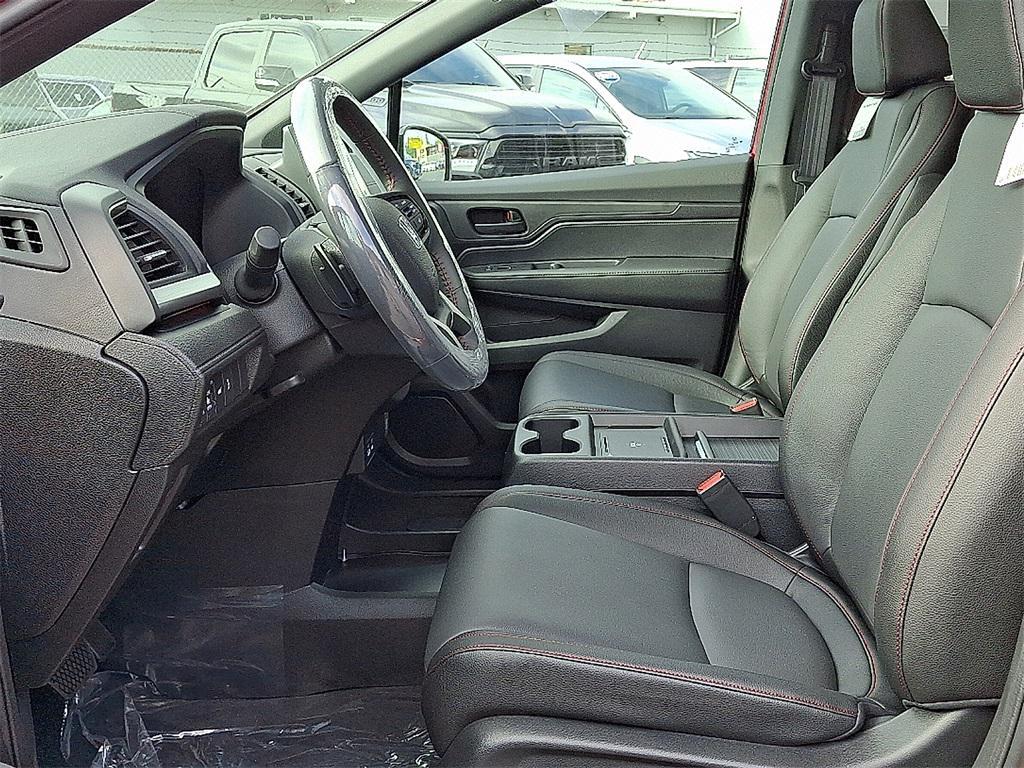 new 2026 Honda Odyssey car, priced at $45,845