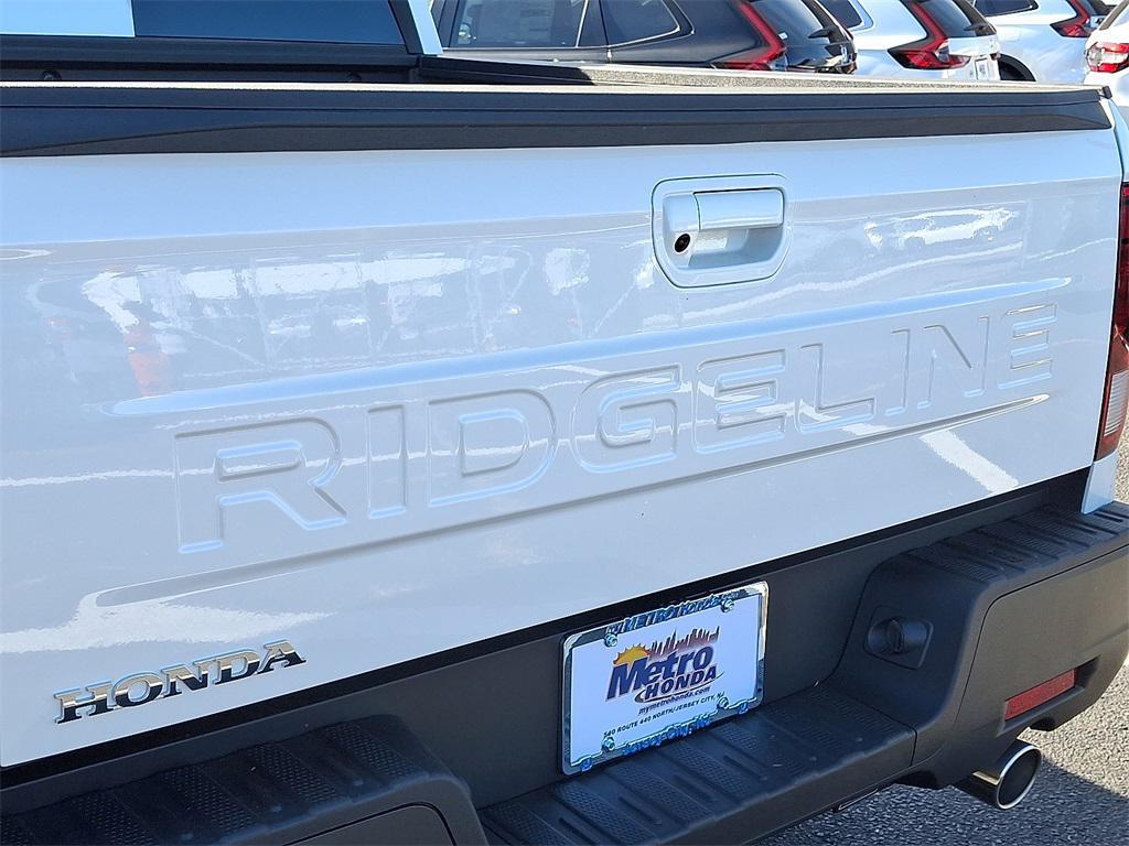 new 2025 Honda Ridgeline car, priced at $44,930