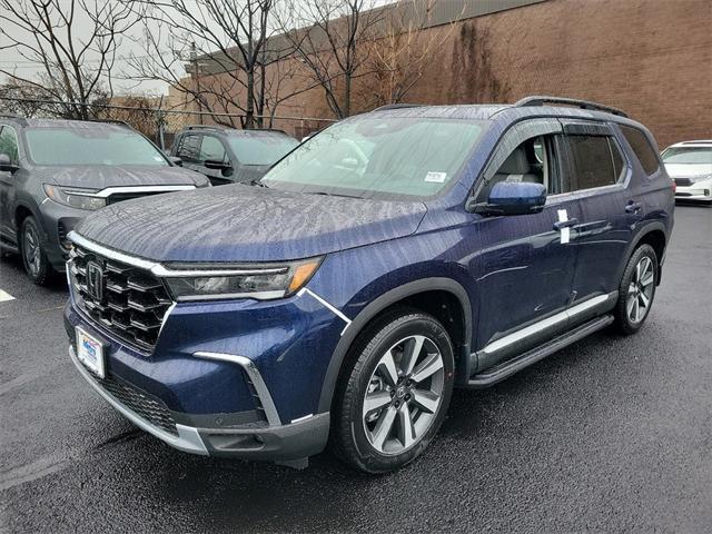 new 2025 Honda Pilot car, priced at $50,995