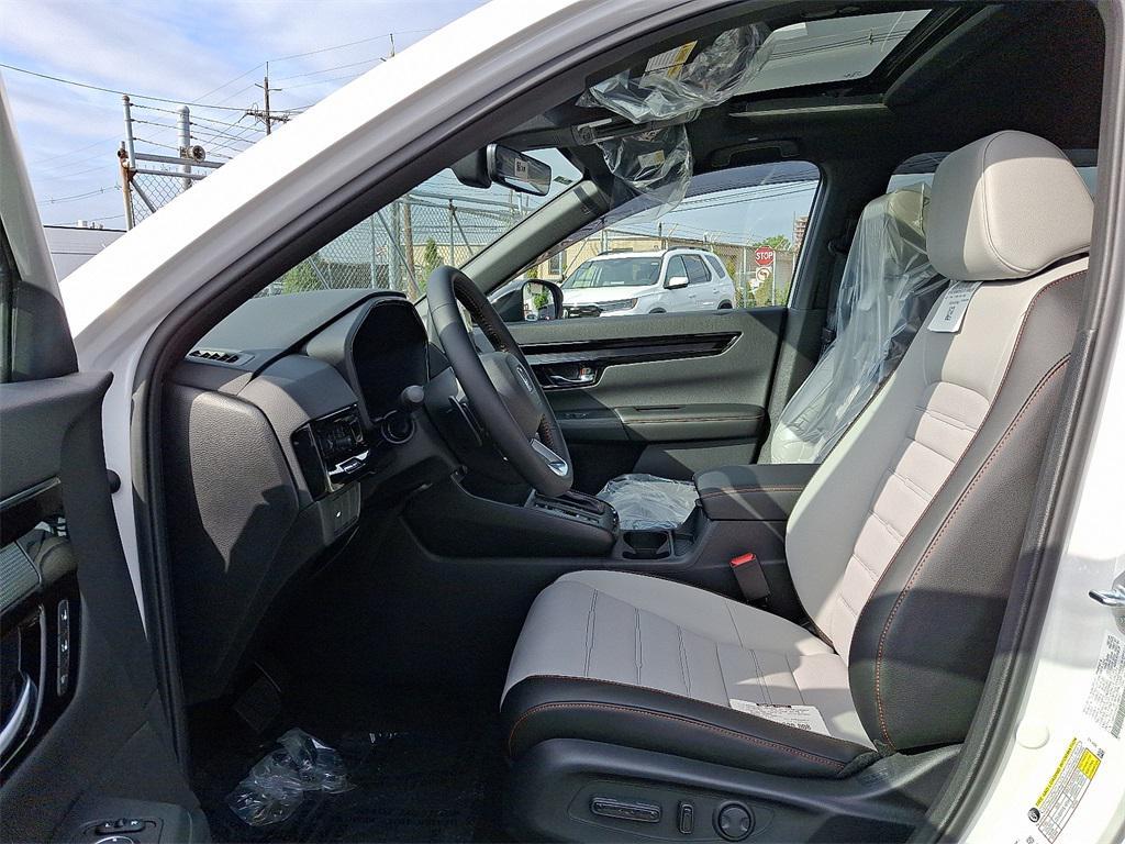 new 2026 Honda CR-V Hybrid car, priced at $44,155