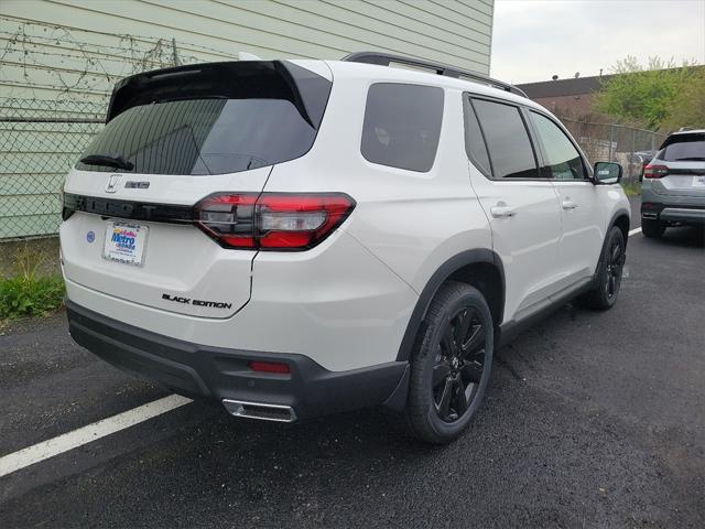 new 2025 Honda Pilot car, priced at $56,485