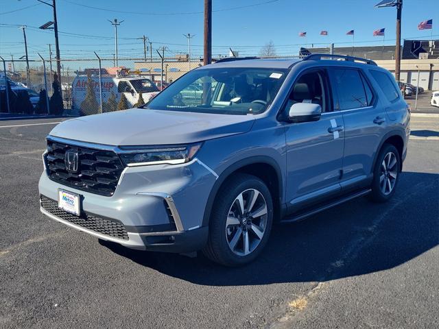 new 2025 Honda Pilot car, priced at $51,450