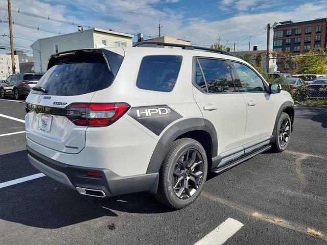 new 2025 Honda Pilot car, priced at $51,505