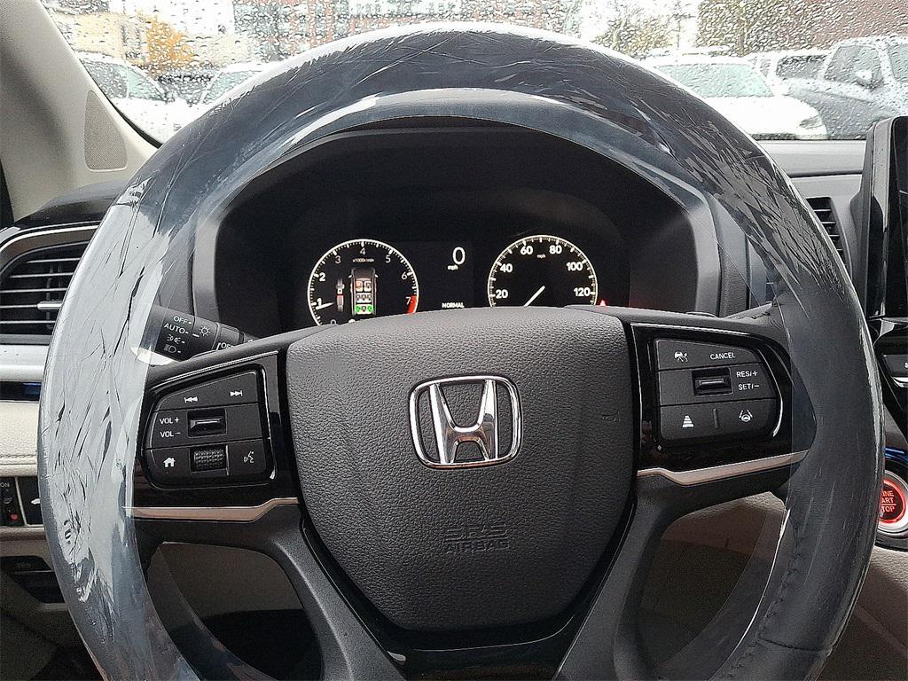 new 2026 Honda Odyssey car, priced at $48,990