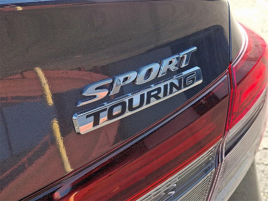 new 2025 Honda Civic Hybrid car, priced at $33,100