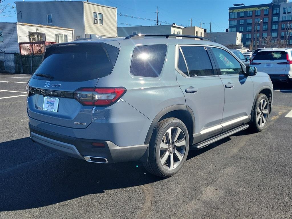 new 2025 Honda Pilot car