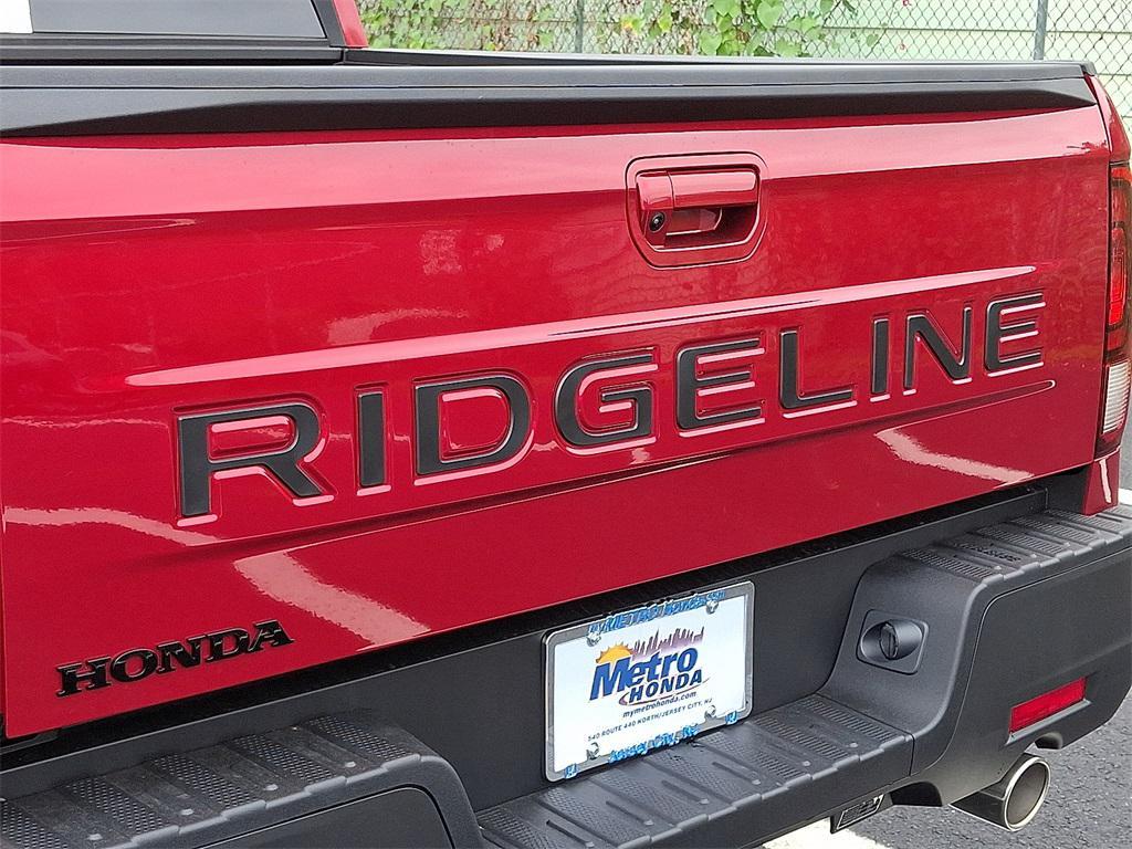 new 2025 Honda Ridgeline car, priced at $45,135