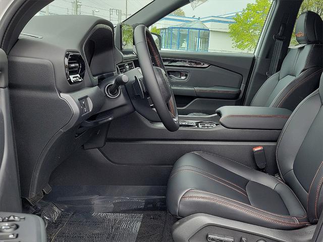 new 2025 Honda Pilot car, priced at $51,305