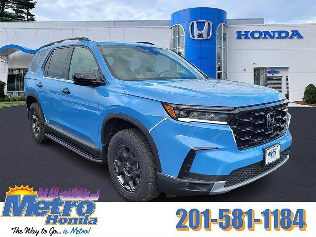 new 2025 Honda Pilot car, priced at $51,305