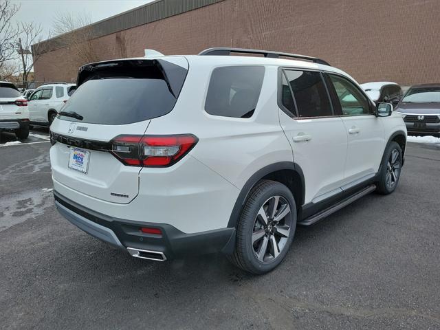 new 2025 Honda Pilot car, priced at $52,180