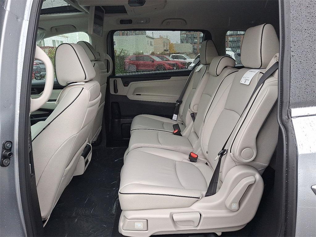 new 2026 Honda Odyssey car, priced at $48,990