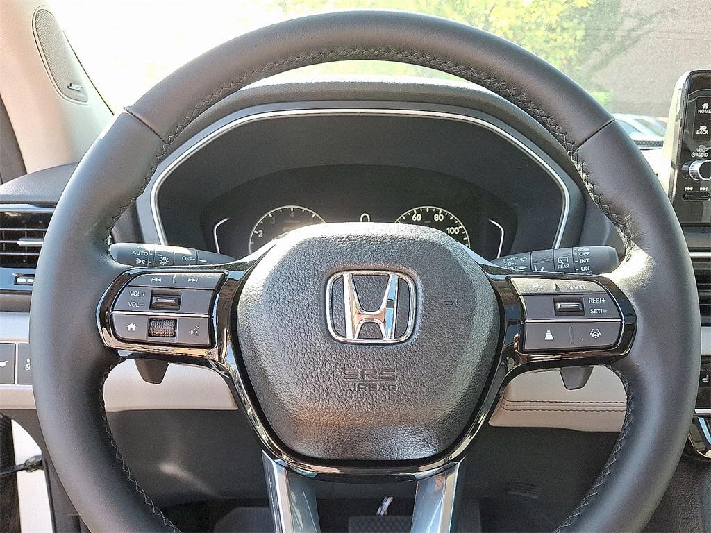 new 2025 Honda Pilot car, priced at $53,750
