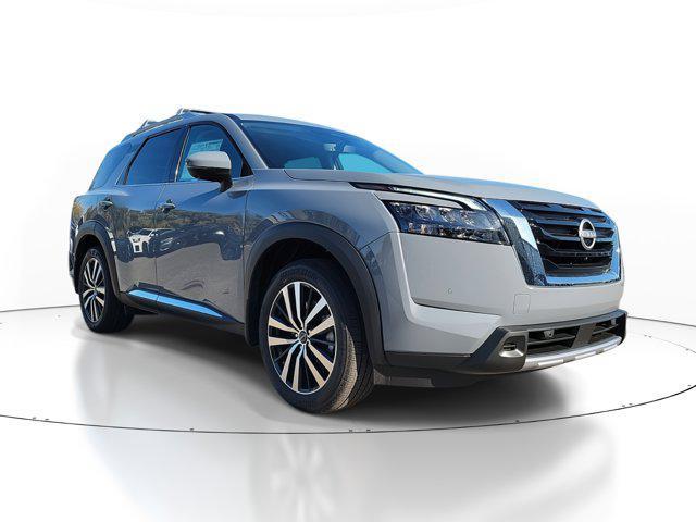 new 2025 Nissan Pathfinder car, priced at $48,676