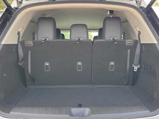 new 2025 Nissan Pathfinder car, priced at $37,218