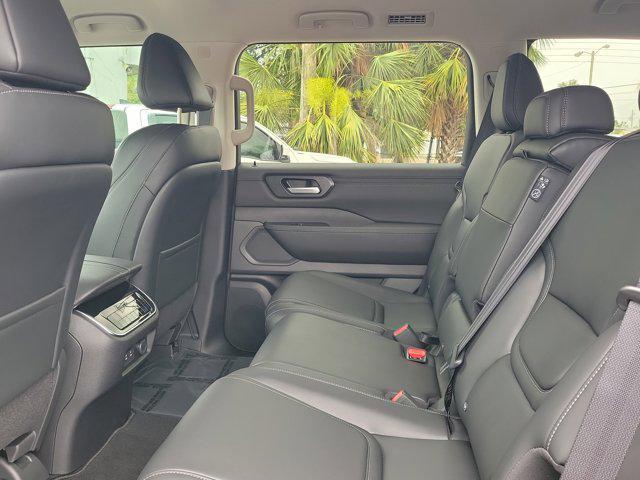 new 2025 Nissan Armada car, priced at $56,331