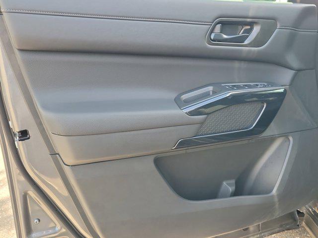 new 2025 Nissan Pathfinder car, priced at $34,306