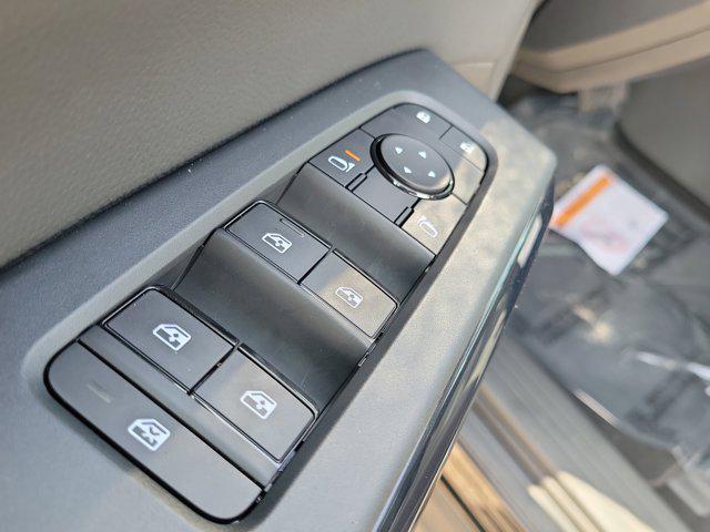 new 2025 Nissan Pathfinder car, priced at $37,647