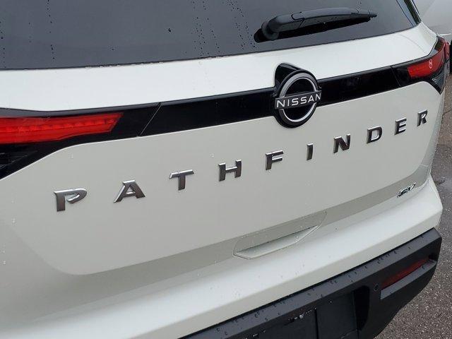 new 2024 Nissan Pathfinder car, priced at $39,373