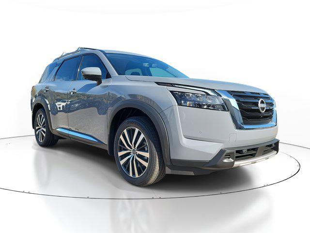 new 2025 Nissan Pathfinder car, priced at $48,258