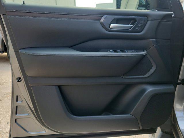new 2025 Nissan Armada car, priced at $61,525