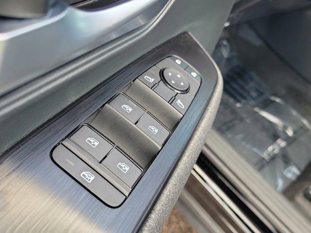 new 2025 Nissan Kicks car, priced at $23,525