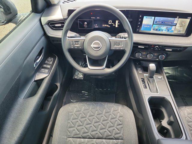 new 2025 Nissan Kicks car, priced at $23,525