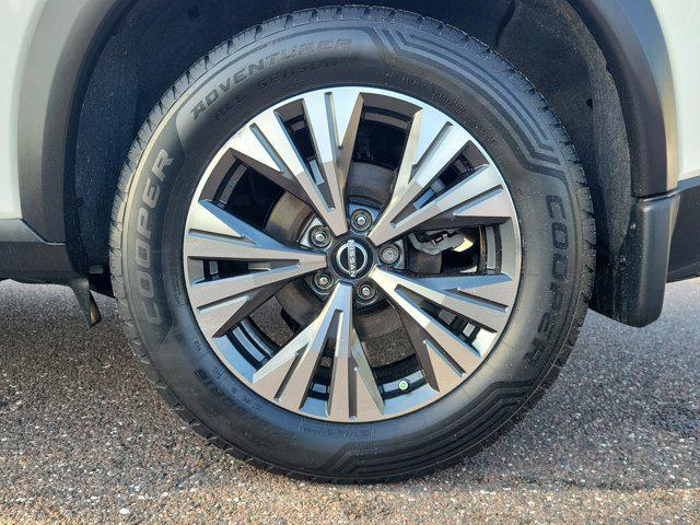 used 2022 Nissan Rogue car, priced at $19,994