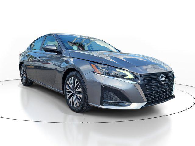 used 2023 Nissan Altima car, priced at $18,387