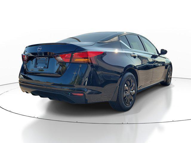 used 2023 Nissan Altima car, priced at $17,999