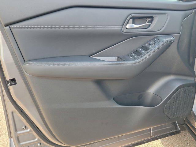new 2025 Nissan Rogue car, priced at $31,748