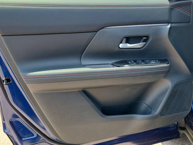 new 2025 Nissan Kicks car, priced at $27,310