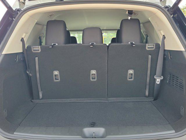 new 2025 Nissan Pathfinder car, priced at $36,004