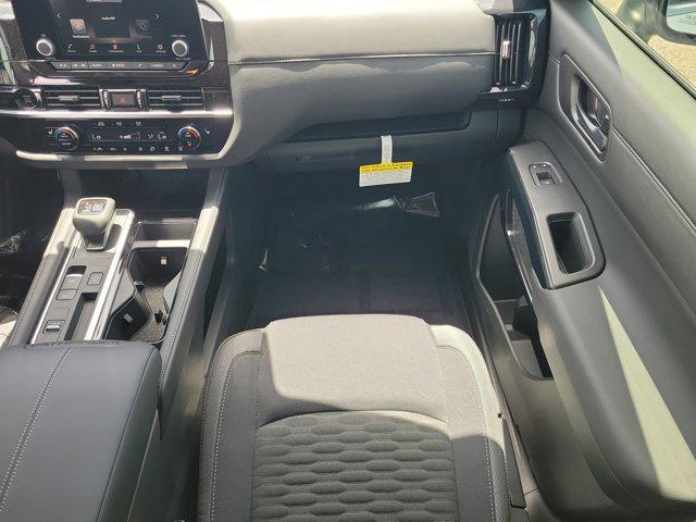 new 2025 Nissan Pathfinder car, priced at $36,004
