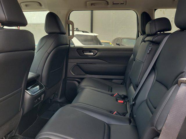 new 2025 Nissan Armada car, priced at $56,331