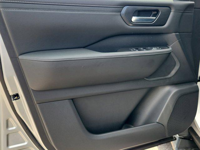 new 2025 Nissan Armada car, priced at $56,331