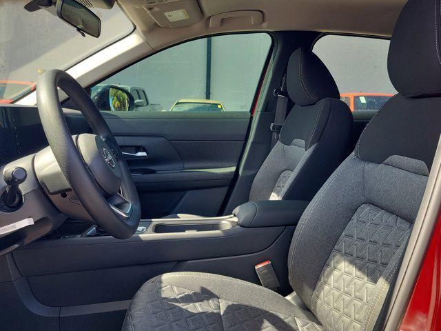 new 2025 Nissan Kicks car, priced at $24,152