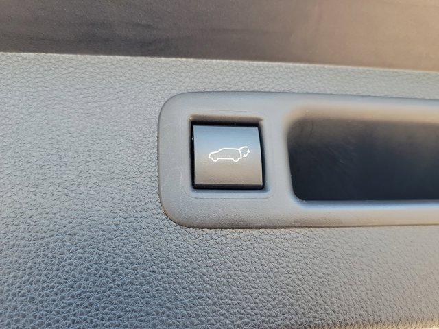 used 2023 Toyota Highlander car, priced at $32,283