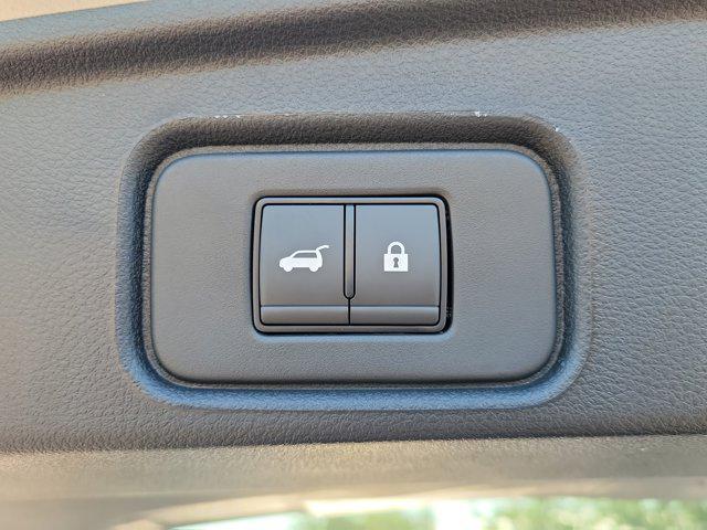 new 2025 Nissan Pathfinder car, priced at $40,247